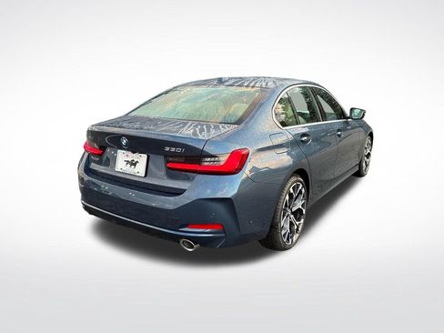 New 2026 BMW 330i xDrive Sedan w/ Convenience Package AWD/4WD image 3