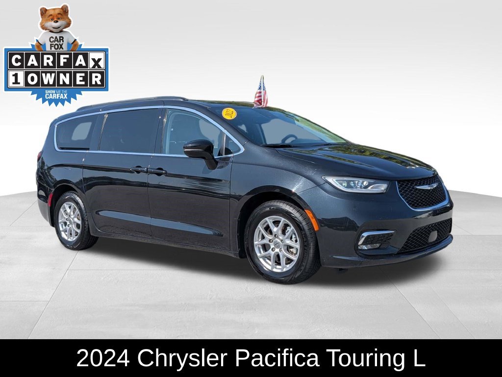Used 2024 Chrysler Pacifica Touring-L FWD 360° Tour