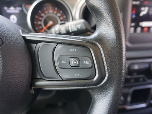 Used 2022 Jeep Wrangler Unlimited Sport AWD/4WD image 9