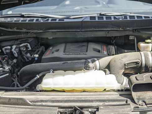 Used 2022 Ford F150 Raptor w/ Equipment Group 801A High AWD/4WD image 19