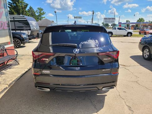 Used 2023 Acura MDX A-Spec AWD/4WD image 9
