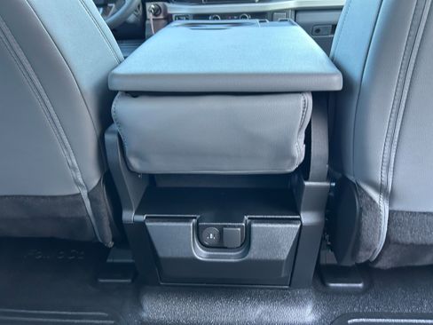 New 2026 Ford F550 4x4 Crew Cab image 23
