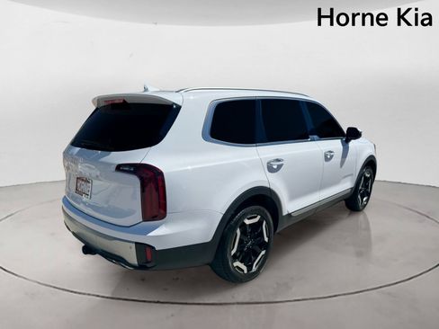 Certified 2024 Kia Telluride S w/ S Sunroof Package FWD image 4