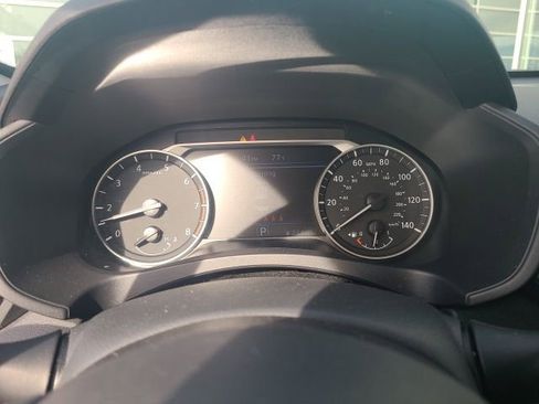 Used 2024 Nissan Altima 2.5 SV image 24