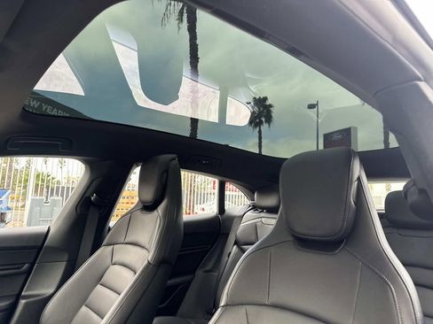 Used 2021 Porsche Taycan 4 Cross Turismo image 15