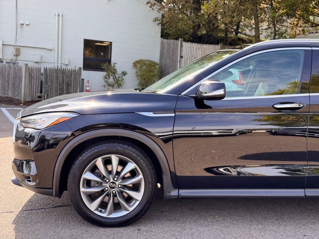 Used 2020 INFINITI QX50 Luxe w/ Cargo Package AWD/4WD image 10