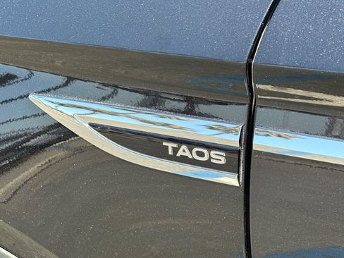 Used 2023 Volkswagen Taos S w/ Driver Assistance Package FWD image 27