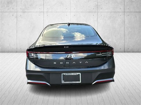New 2026 Hyundai Sonata SE image 4