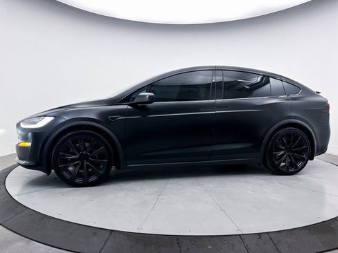 Used 2022 Tesla Model X Plaid image 13