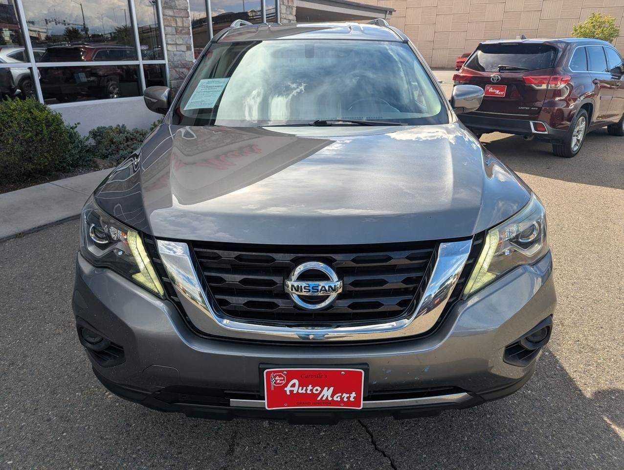 Used 2018 Nissan Pathfinder S AWD/4WD image 7
