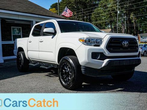 Used 2019 Toyota Tacoma SR w/ SR Convenience Package image 9