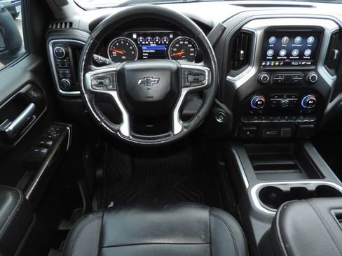 Used 2021 Chevrolet Silverado 1500 LT Trail Boss w/ Convenience Package II image 24