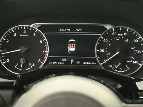 Used 2023 Nissan Pathfinder SV AWD/4WD image 13