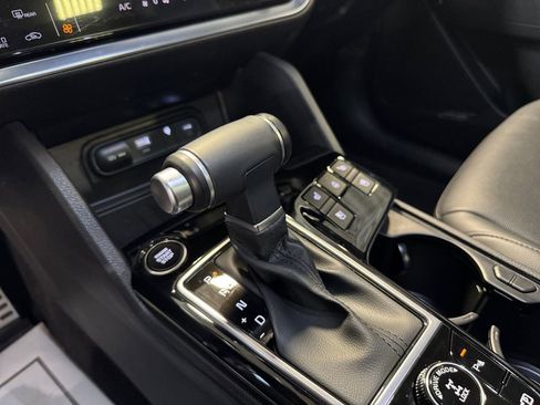 Certified 2025 Kia Sportage X-Pro Prestige image 21