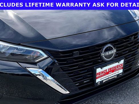 Used 2024 Nissan Sentra SV w/ SV Premium Package FWD image 26