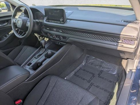 Certified 2024 Honda Accord EX image 22