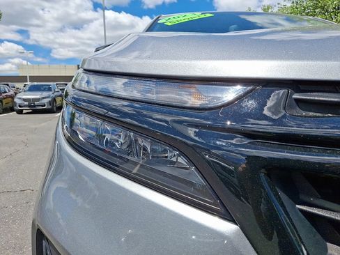 Used 2023 Chevrolet Equinox LS AWD/4WD image 9