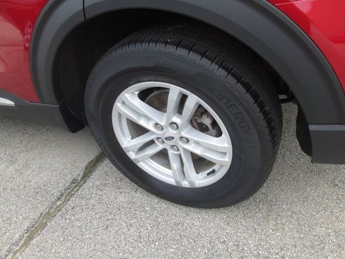 Used 2024 Ford Explorer XLT w/ Class IV Trailer Tow Package AWD/4WD image 10