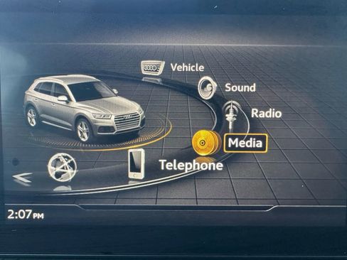 Used 2019 Audi Q5 2.0T Premium w/ Convenience Package image 19