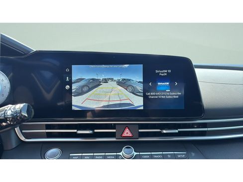 Certified 2025 Hyundai Elantra SEL FWD image 15
