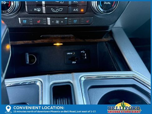 Used 2015 Ford F150 Platinum w/ Equipment Group 701A Luxury AWD/4WD image 24