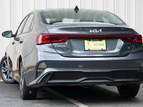 Used 2024 Kia Forte LXS FWD image 5