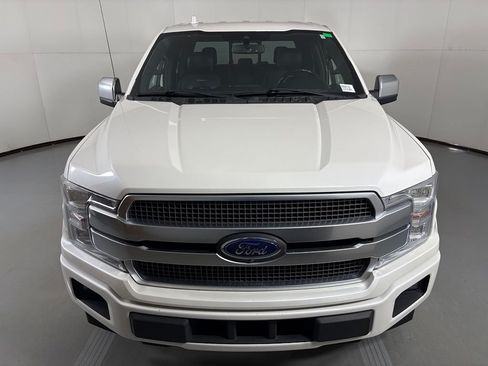 Used 2018 Ford F150 Platinum w/ Equipment Group 701A Luxury RWD image 3