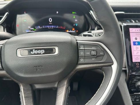 Used 2023 Jeep Grand Cherokee 4WD 4xe image 22