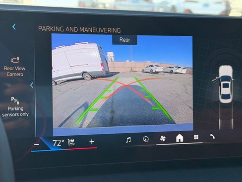 New 2026 BMW 330i Sedan image 28