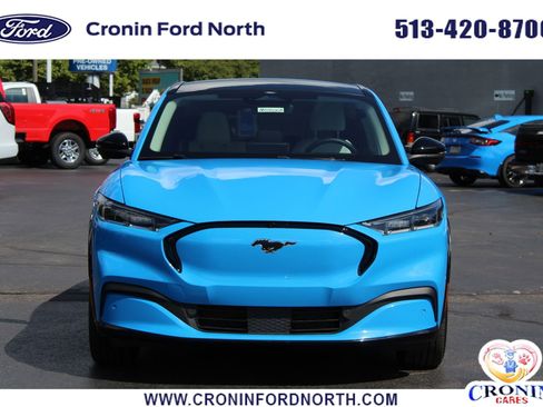 Used 2022 Ford Mustang Mach-E Premium image 2