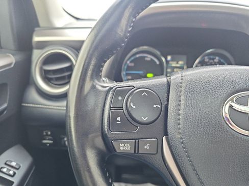 Used 2018 Toyota RAV4 XLE image 24