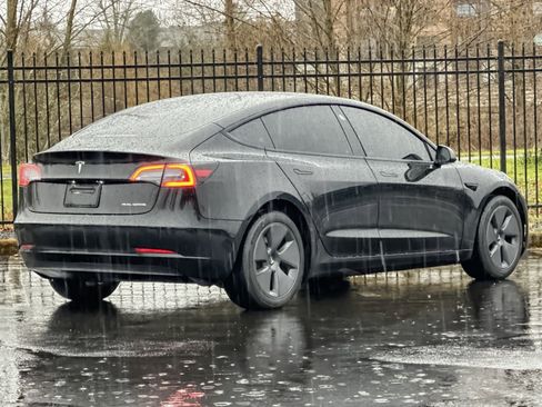 Used 2023 Tesla Model 3 Long Range image 3
