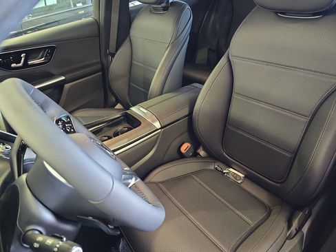 New 2026 Mercedes-Benz GLC 300 image 16