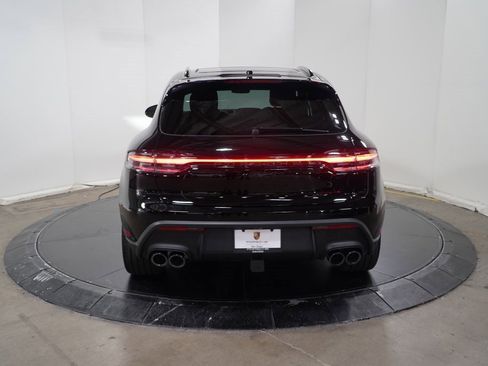 Used 2024 Porsche Macan S image 4