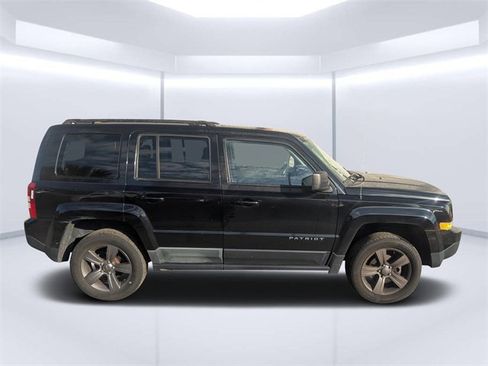 Used 2015 Jeep Patriot High Altitude image 2