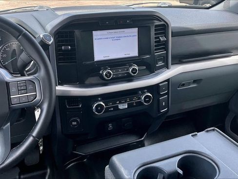 Used 2023 Ford F150 XLT RWD image 9