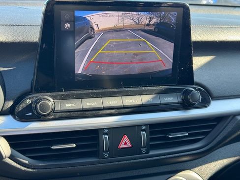 Certified 2023 Kia Forte LXS image 22