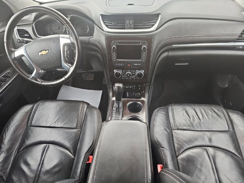 Used 2016 Chevrolet Traverse LT image 15