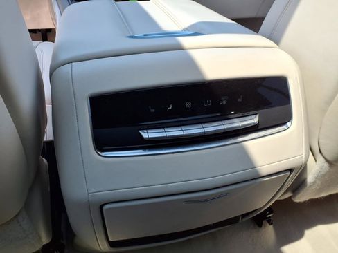 Certified 2023 Cadillac Escalade Premium Luxury Platinum image 19