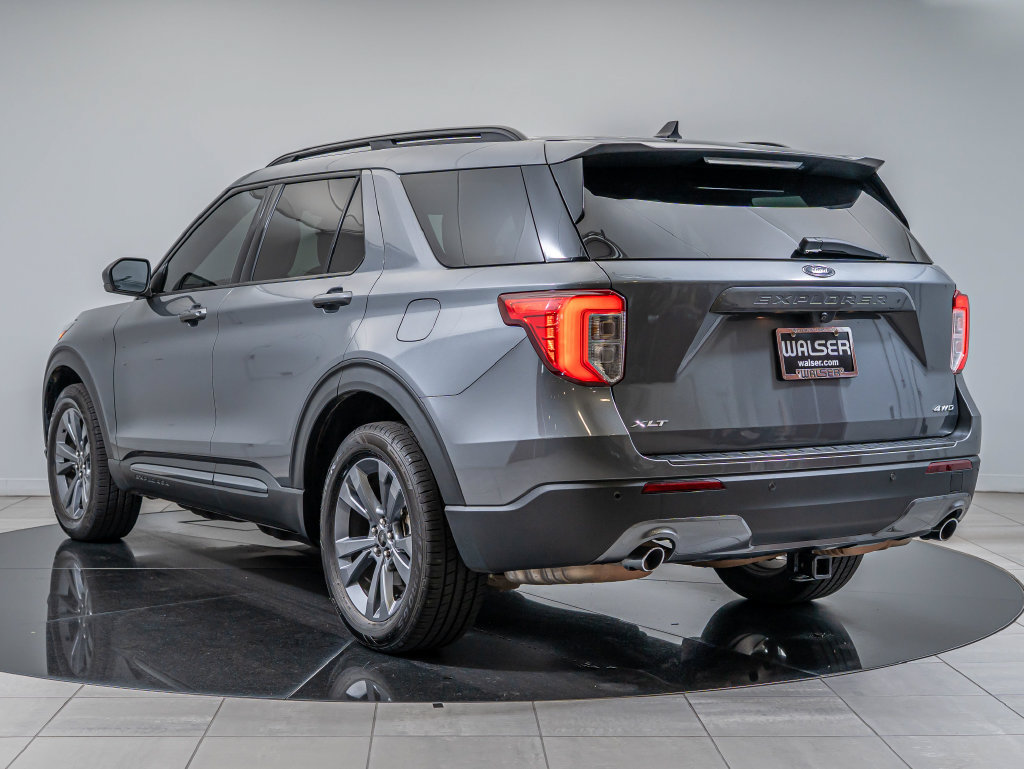 Used 2022 Ford Explorer XLT w/ Equipment Group 202A AWD/4WD image 6