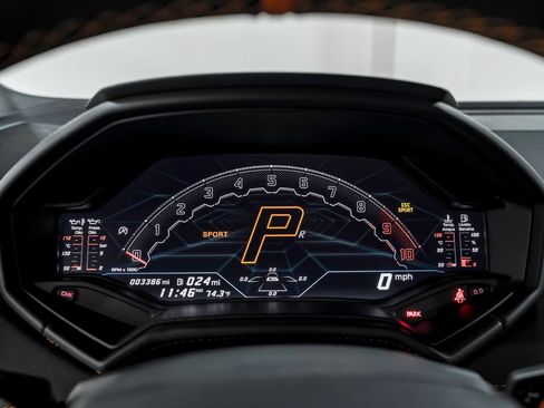 Used 2023 Lamborghini Huracan Tecnica RWD image 16