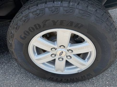 Used 2021 Ford F150 XL w/ Trailer Tow Package AWD/4WD image 9