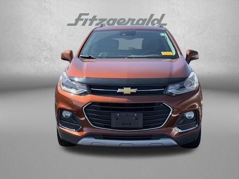 Used 2019 Chevrolet Trax Premier AWD/4WD image 2