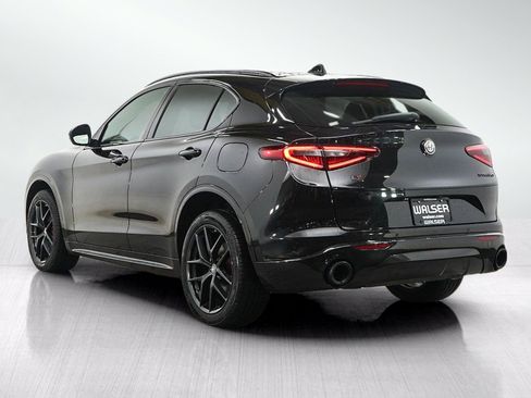 Used 2020 Alfa Romeo Stelvio Ti Sport w/ Quick Order Package 22S Sport AWD/4WD image 3