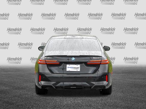 Used 2026 BMW 550e xDrive w/ Executive Package AWD/4WD image 7