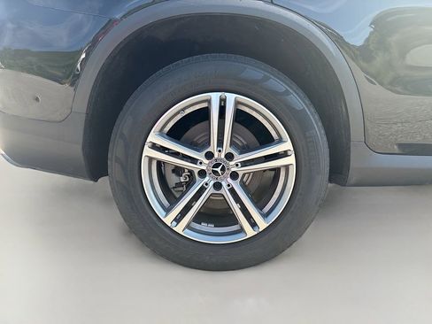 Used 2022 Mercedes-Benz GLC 300 4MATIC w/ Premium Package Lite image 14