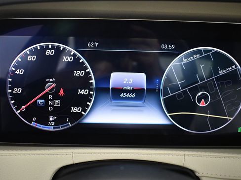 Used 2018 Mercedes-Benz S 560 Sedan image 27
