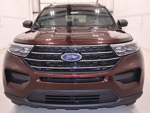 Certified 2020 Ford Explorer XLT w/ Class III Trailer Tow Package AWD/4WD image 5