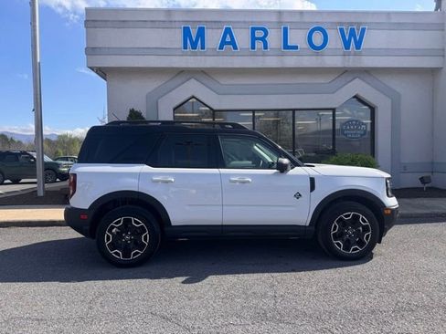 Used 2025 Ford Bronco Sport Outer Banks w/ Outer Banks Tech Package+ image 3