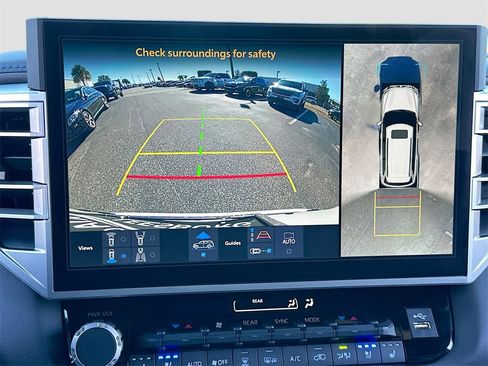 Used 2025 Toyota Sequoia Platinum image 14